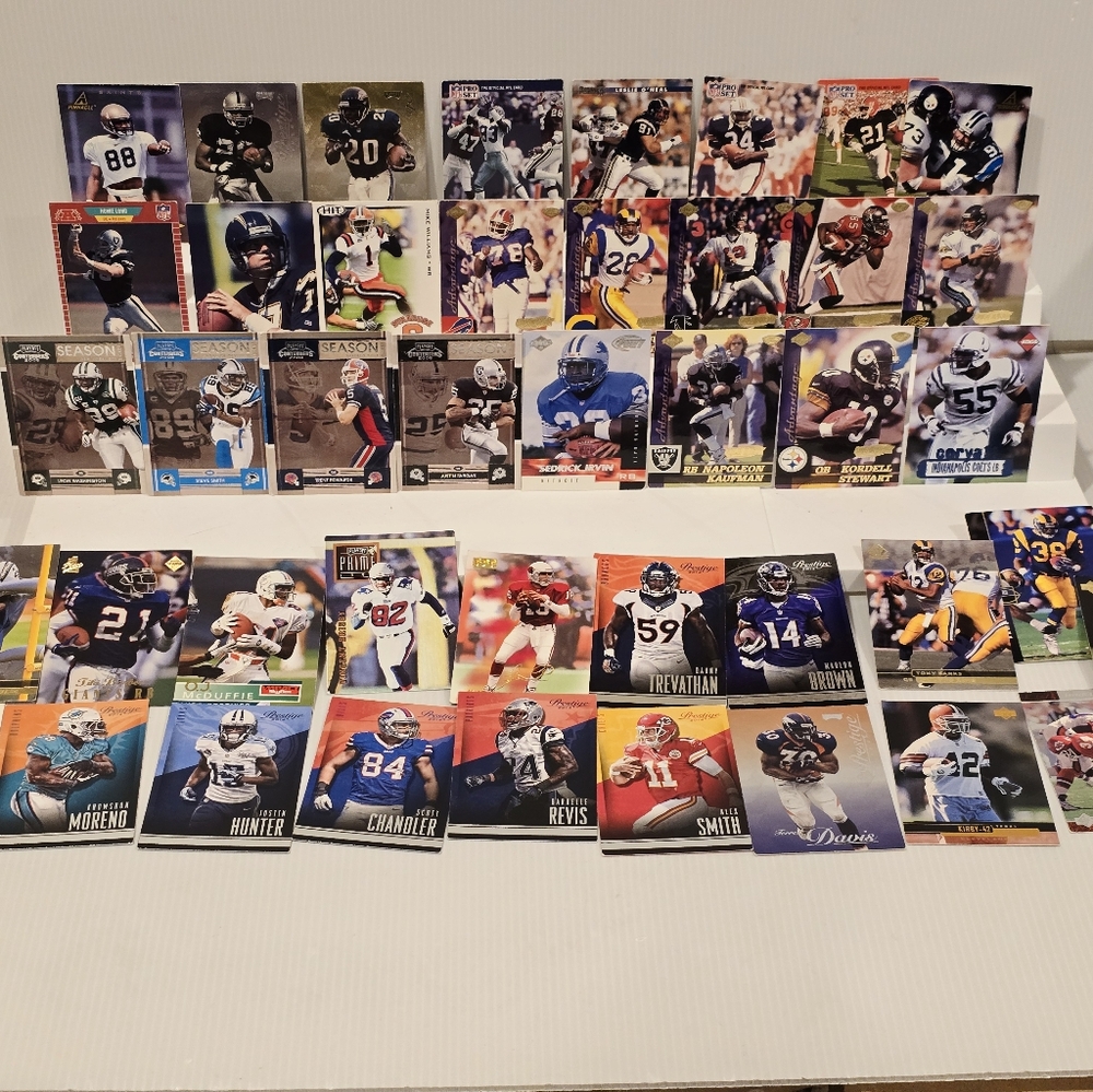 NFL Football Card Collection Set